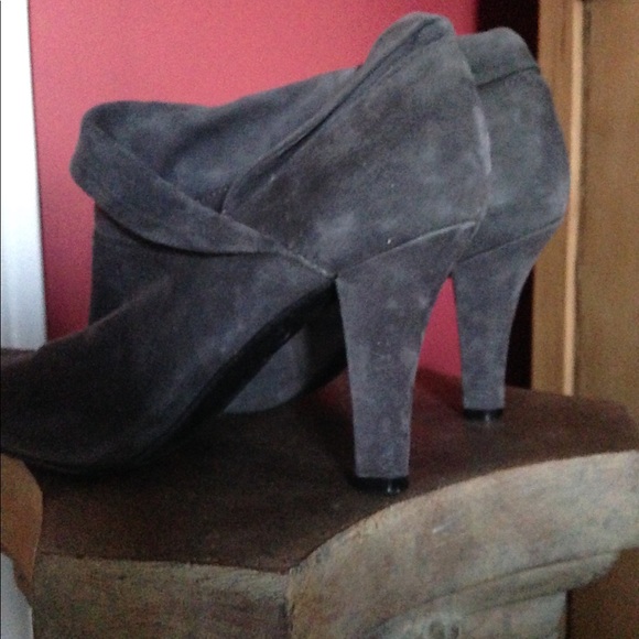 New Enzo Anglioni Booties - Picture 3 of 4